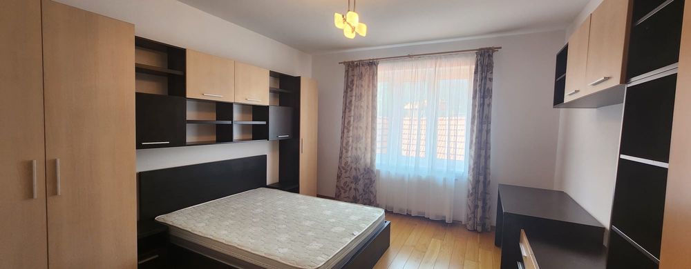 Inchiriez Garsonieră Centru Brasov