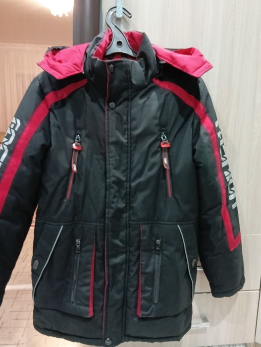 Продам зимнюю куртку