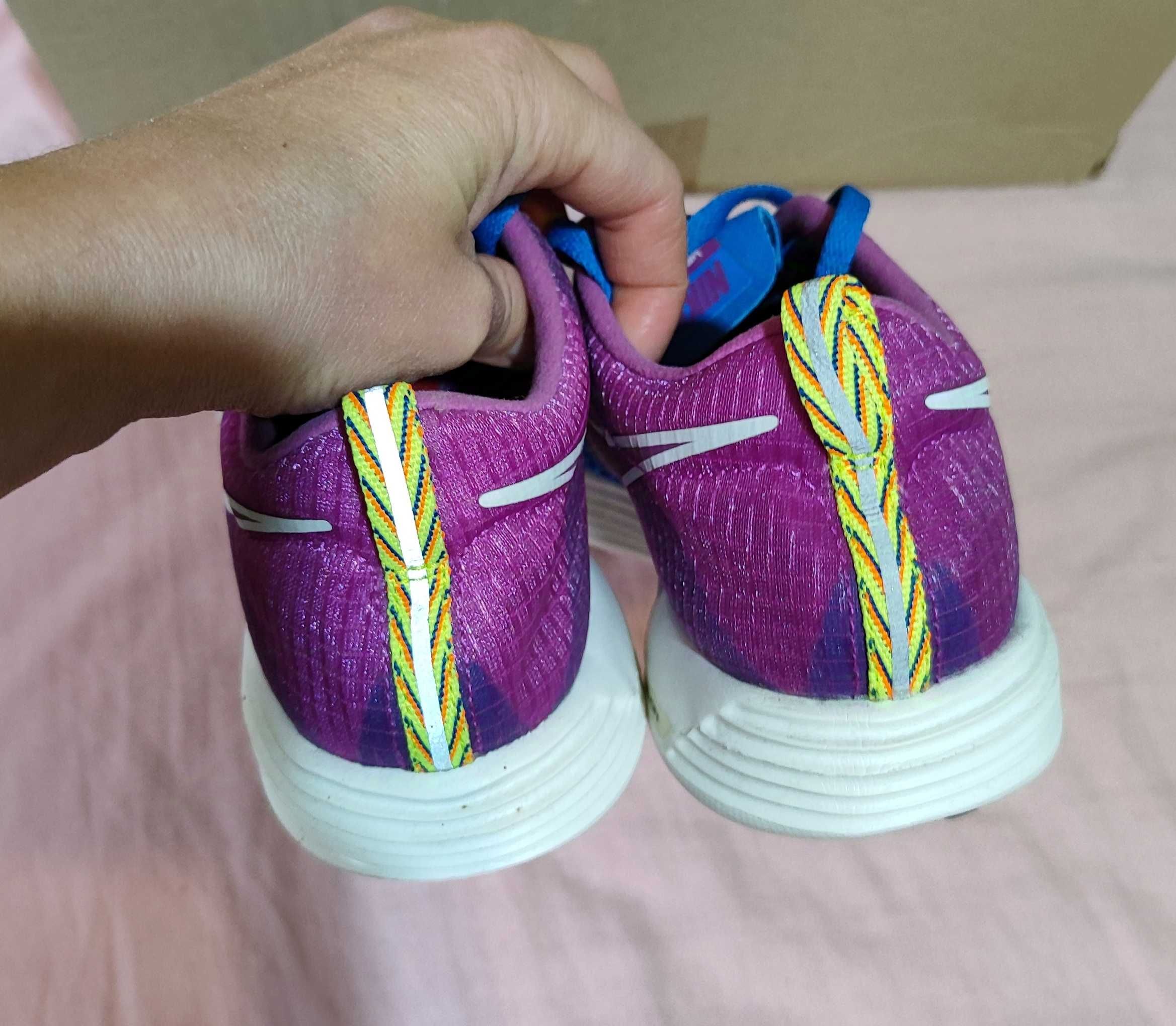 Nike Дамски Маратонки 38.5