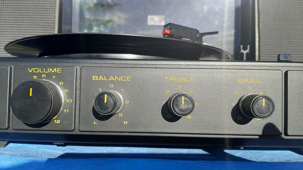 Pick-up stereo Tesla NZC - 040, 2 x boxe originale, Czechoslovakia