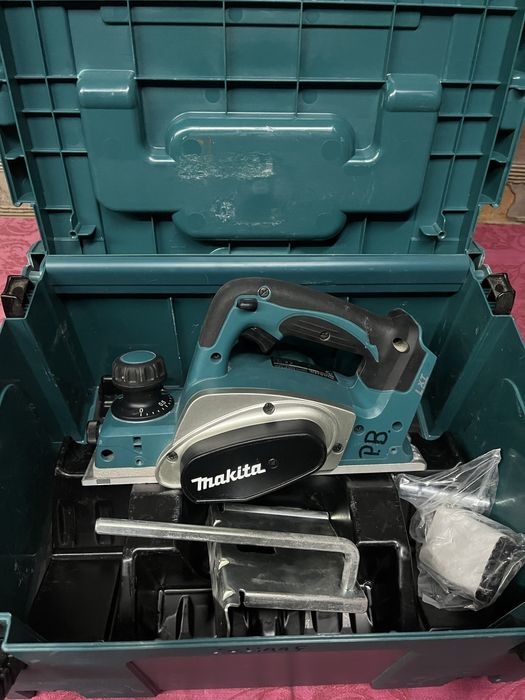 Makita DKP180 18V ренде с куфар