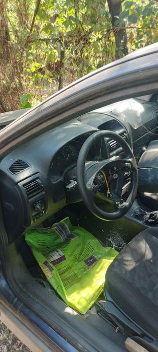 Opel astra g 1.7 td an 2000 neimatriculata