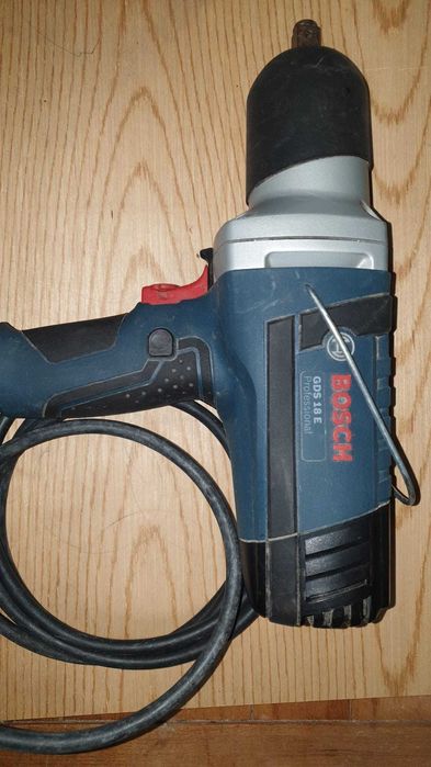 Masina de insurubat profesionala Bosch GDS 18E