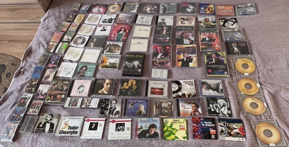 CD-uri si casete vechi pentru pasionatii Retro si pentru nostalgie