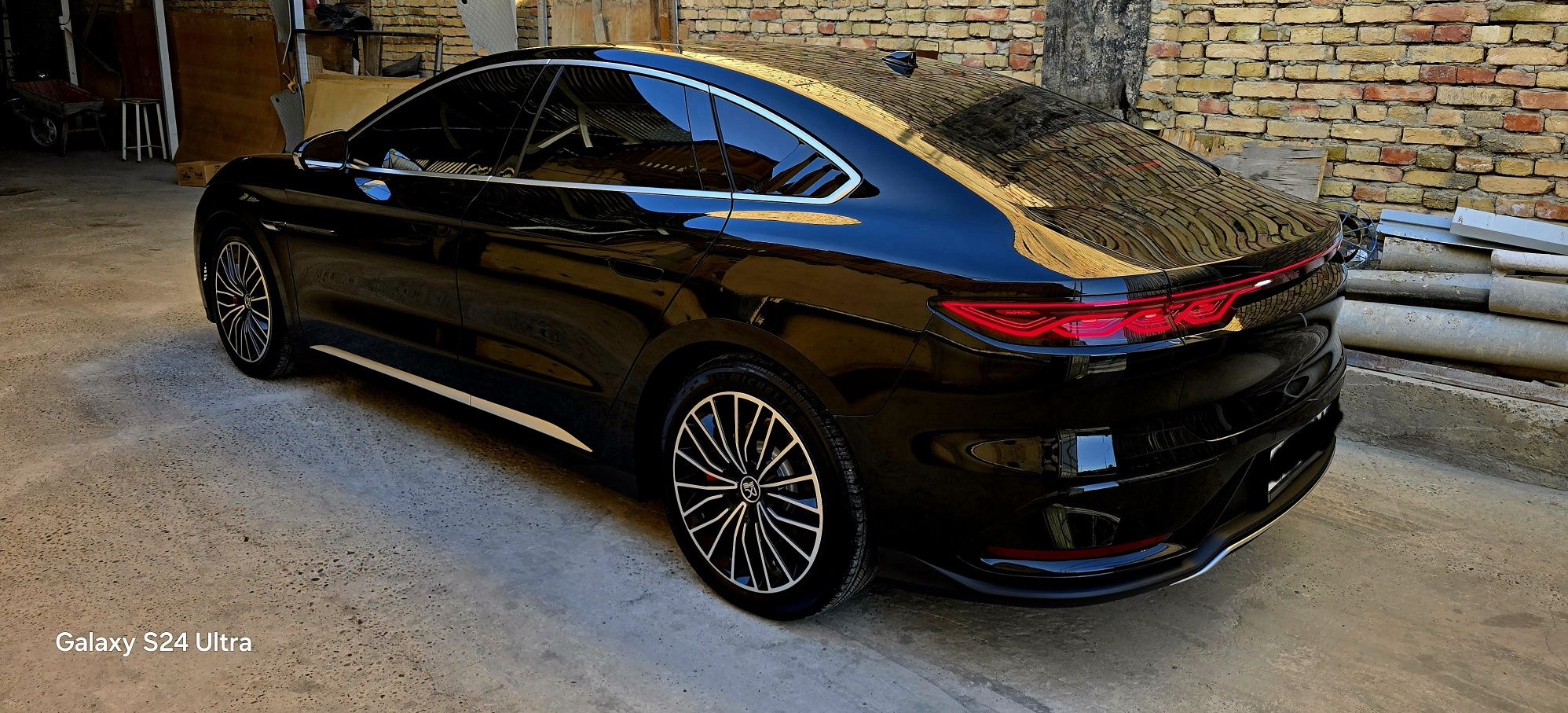 Byd xan bid bud  бйд хан han xan