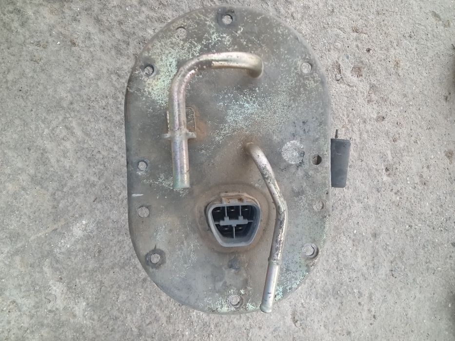 Бензин насос тойота карина е 1997