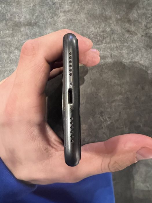 Iphone 11 128gb negru