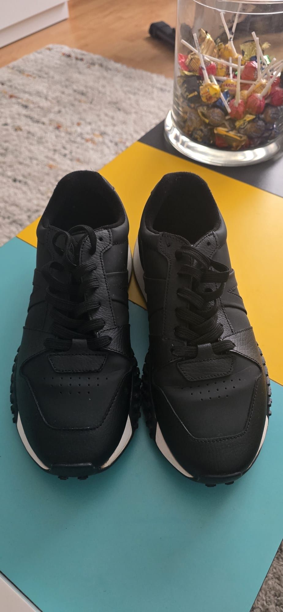 Adidasi Lacoste 41
