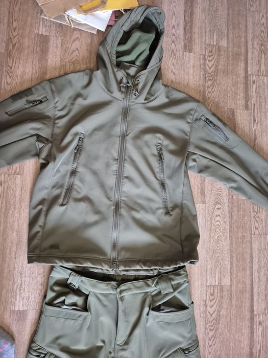 Продам мужскую двойку