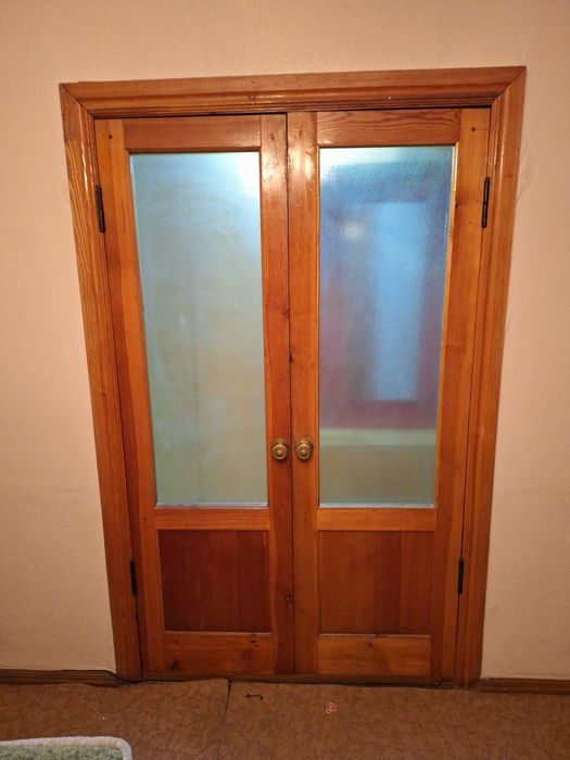 Межкомнатный дверь