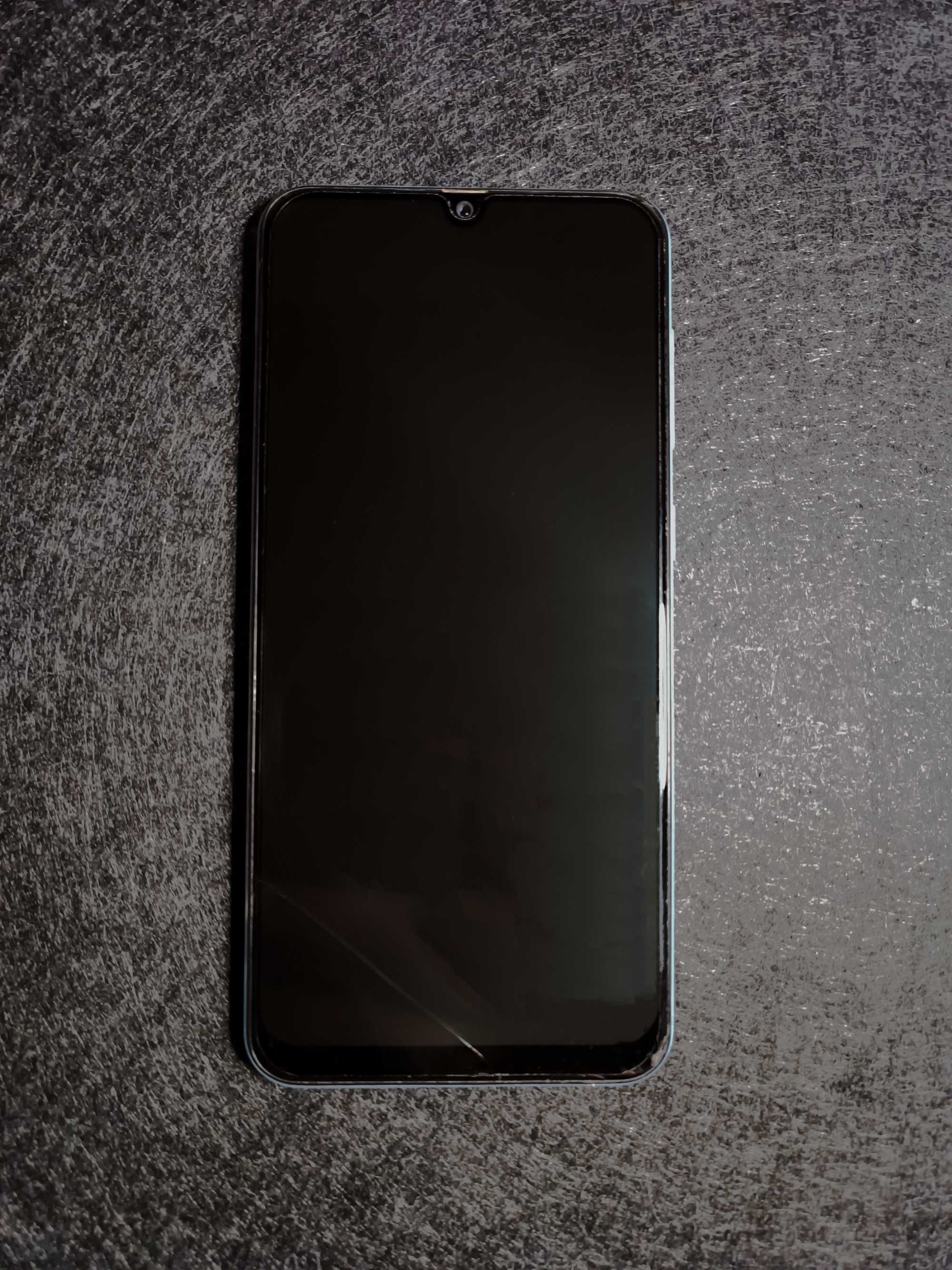 Телефон Samsung Galaxy A50