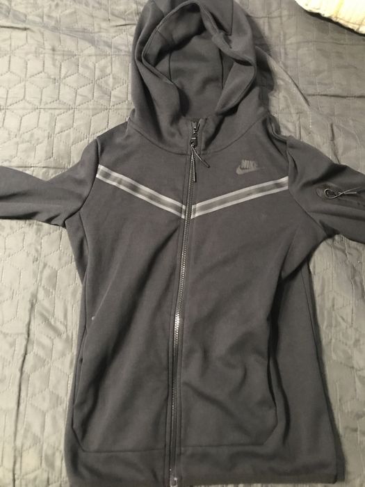 Nike tech fleece размер L детски 25lv
