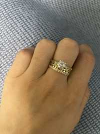 Золотое кольцо версаче обручальное помолвочное
