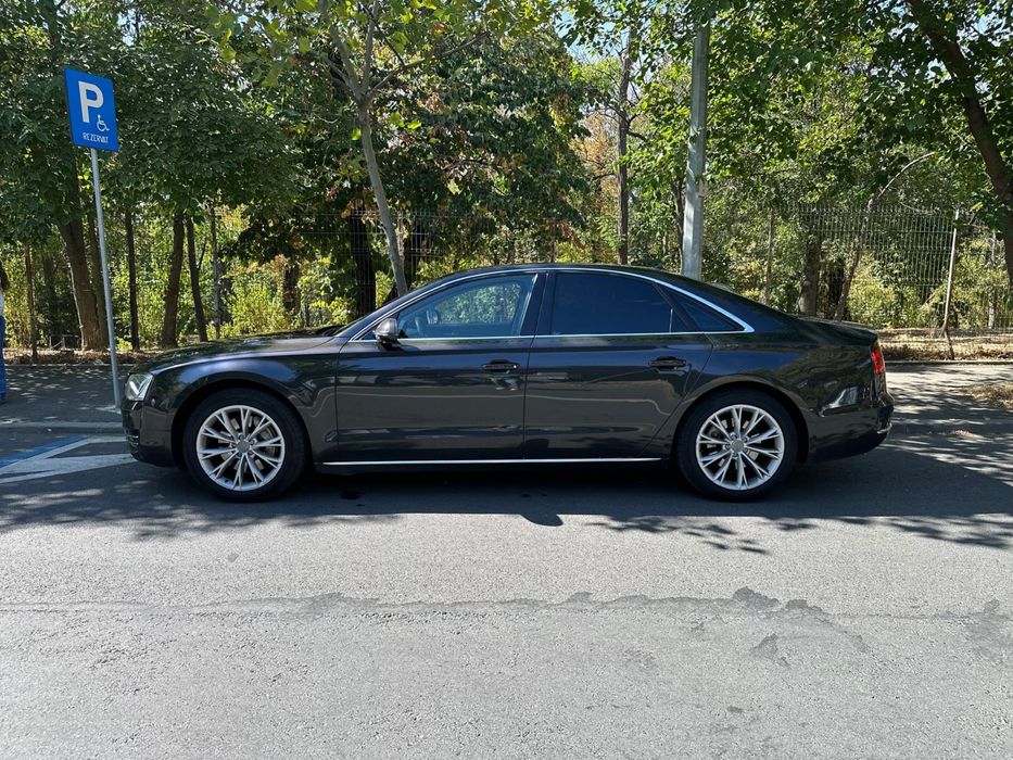 Audi A8 3.0 2011