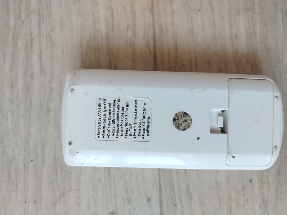 Продаётся пульт для кондиционера