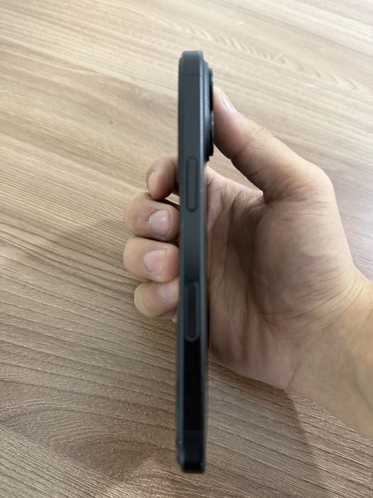 Продается iPhone 16 Black