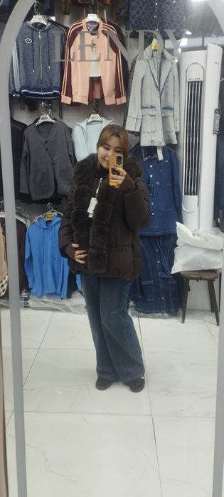 Yangi kurtka sotiladi