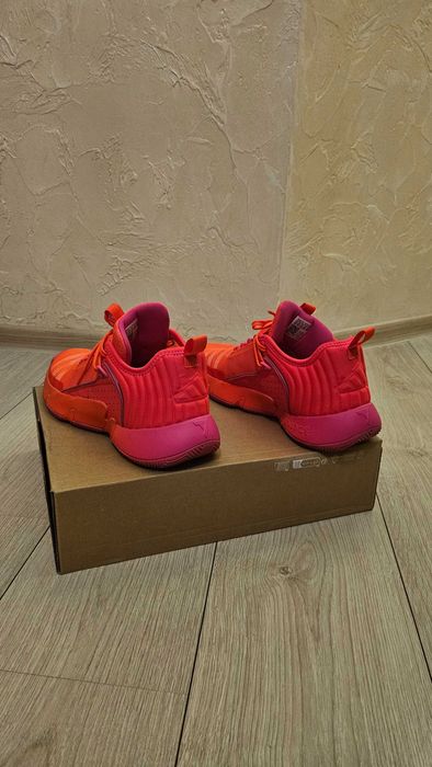 Маратонки Adidas