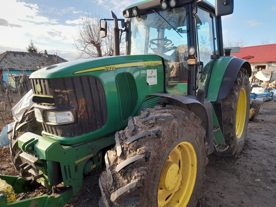Vand tractor John Deere 6920