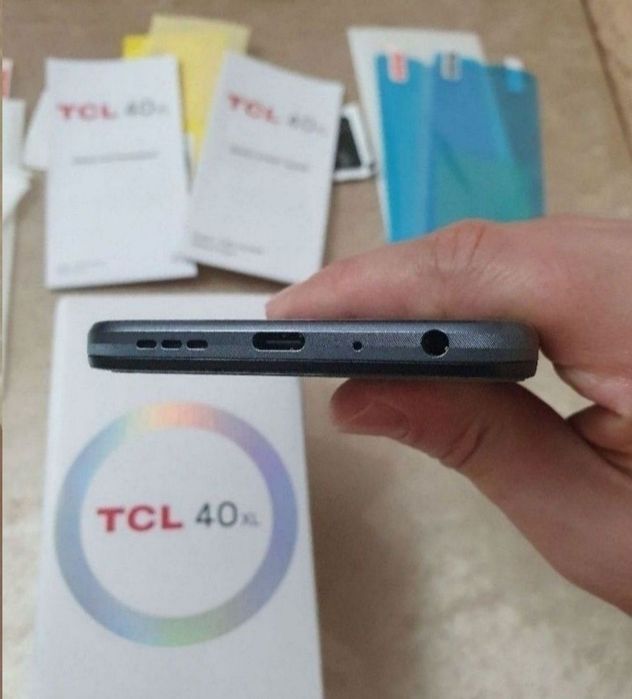 Srochna sotiladi TCL 40XL 6/256GB Orginal Xolati ideal yengide turibdi