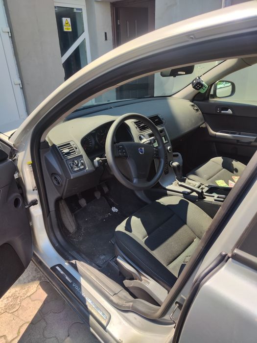 Vând Volvo V50 impecabil
