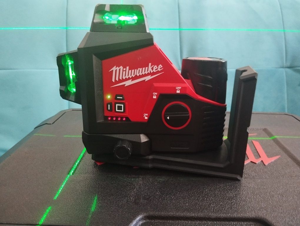 Laser  milwaukee