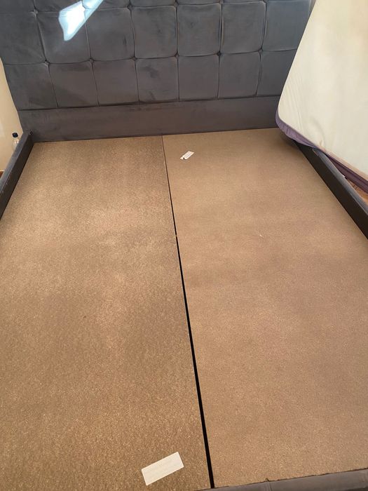 Pat Tapitat 160 cm x 200 cm, Gri din stofa, fara saltea