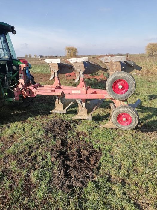 Vand sau schimb plug 3 trupite