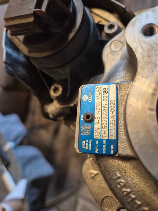 BorgWarner турбина оригинална VAG 2.0TDI Bi-Turbo CUAA 240k. VW TIGUAN