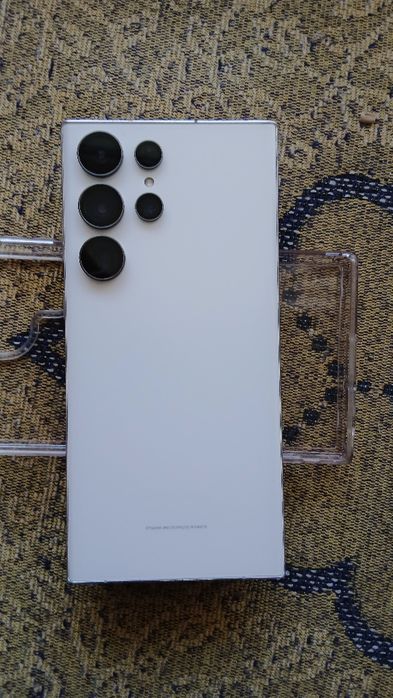 Samsung S23 Ultra 12/512 abmen bor 13 pro max 80 dan yuqori bolsa