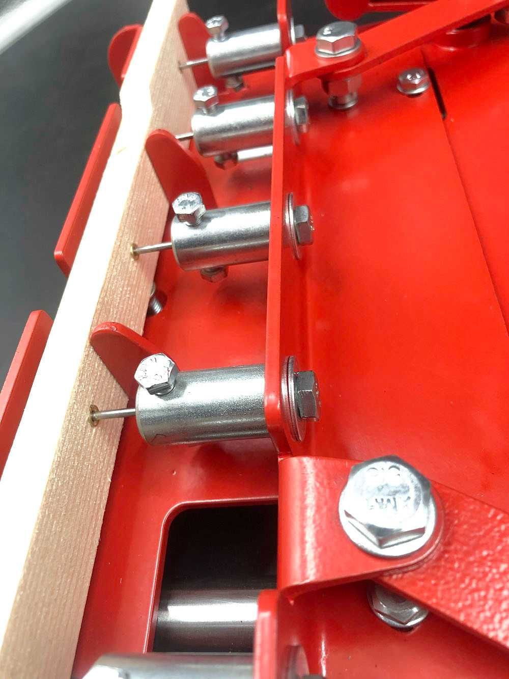 Perforator rame apicole 5 ace 2 manere