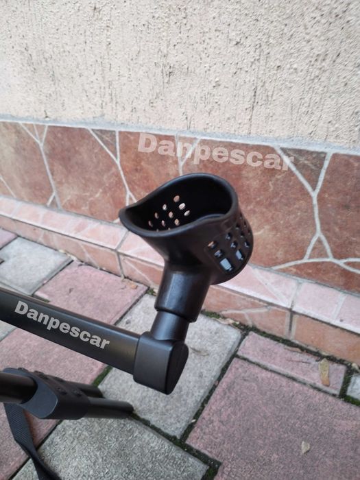 Rod pod Eastshark RIVER Tripod 2 posturi pt. pescuit pe rau la feeder