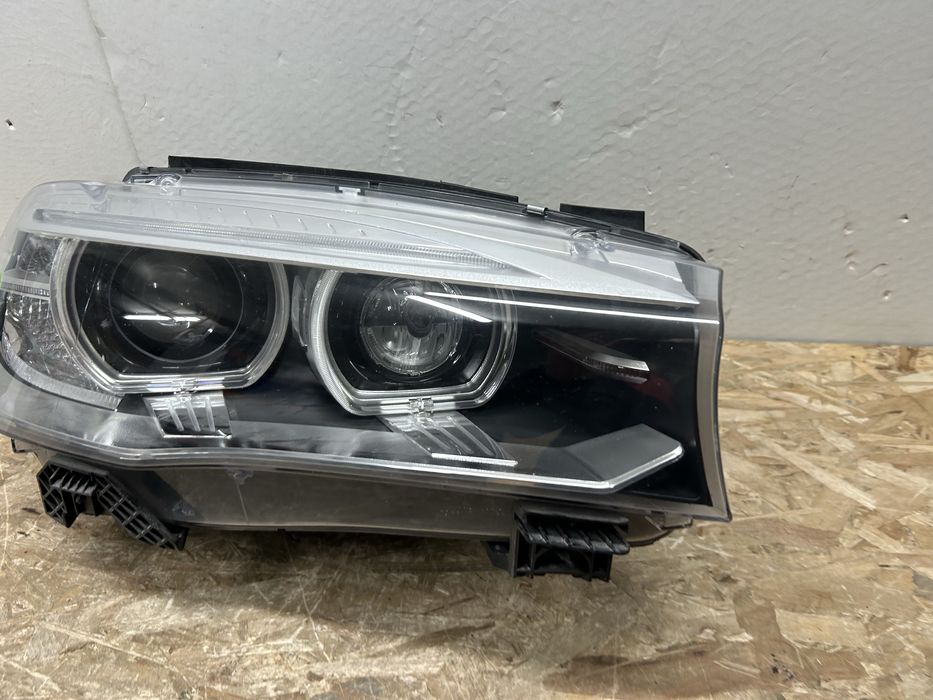 Far faruri bmw X5 F15 X6 F16 bi xenon adaptiv dreapta 2014-2018