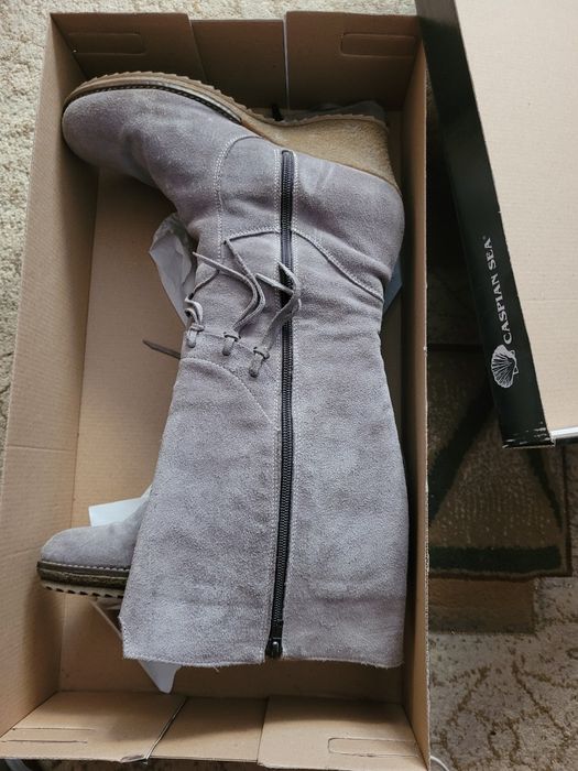 Cizme din piele intoarsa bej cu platforma Caspian Sea