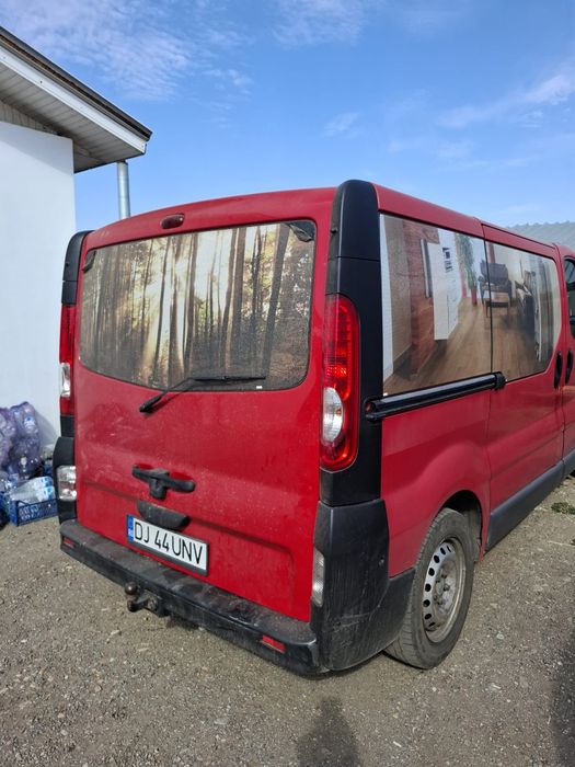 Renault Trafic 8+1