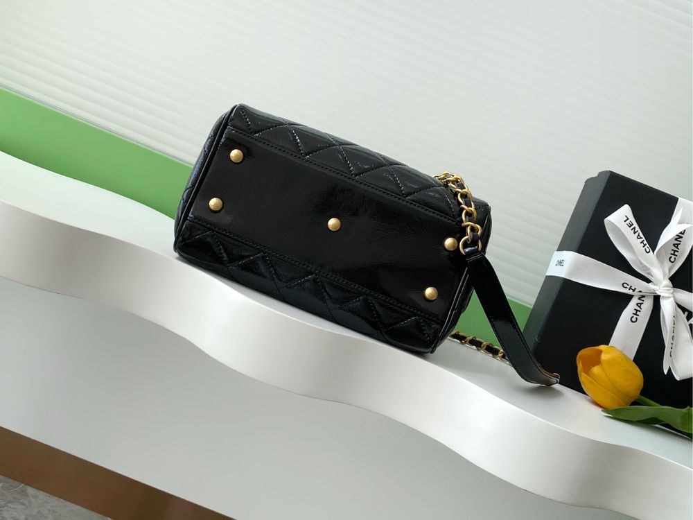 Geanta Chanel 21 cm