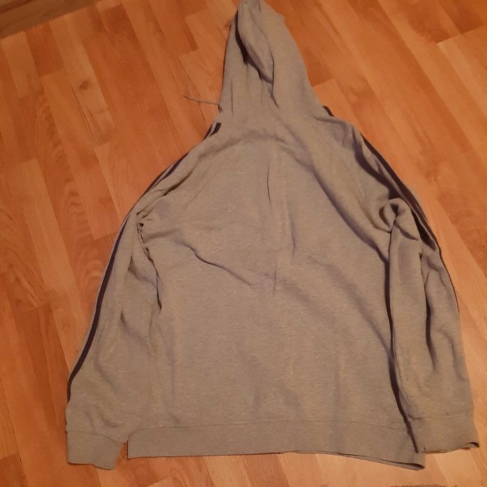 Бяло горнище adidas