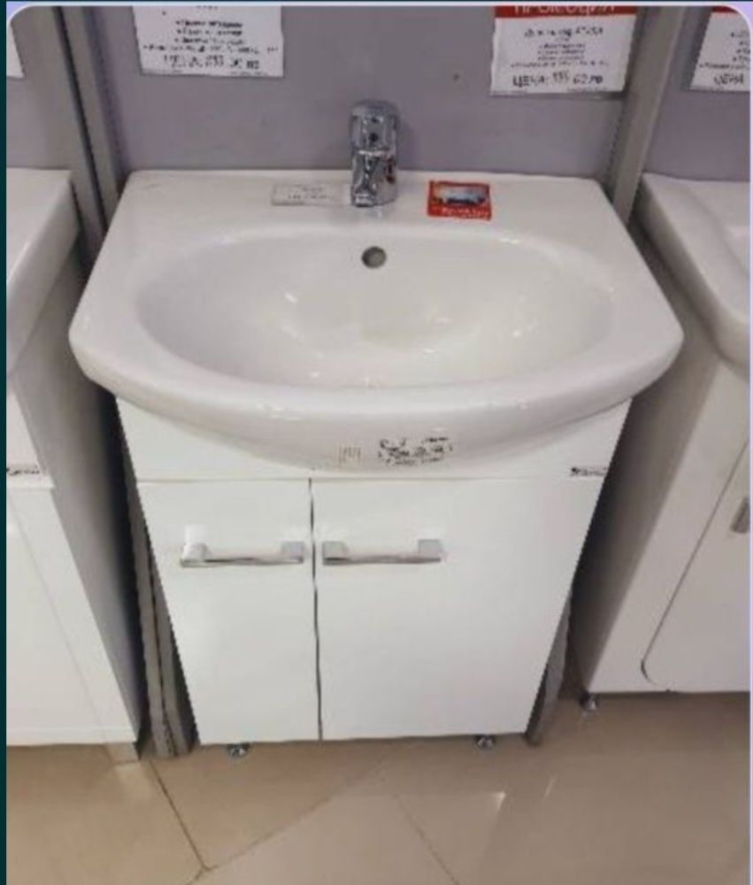 PVC шкаф за баня с мивка