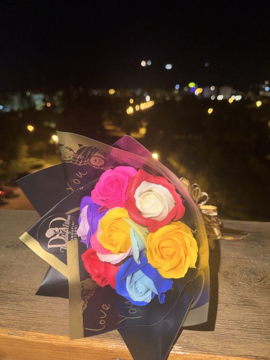 Realizam buchete pe comanda, Livrare in toata tara!