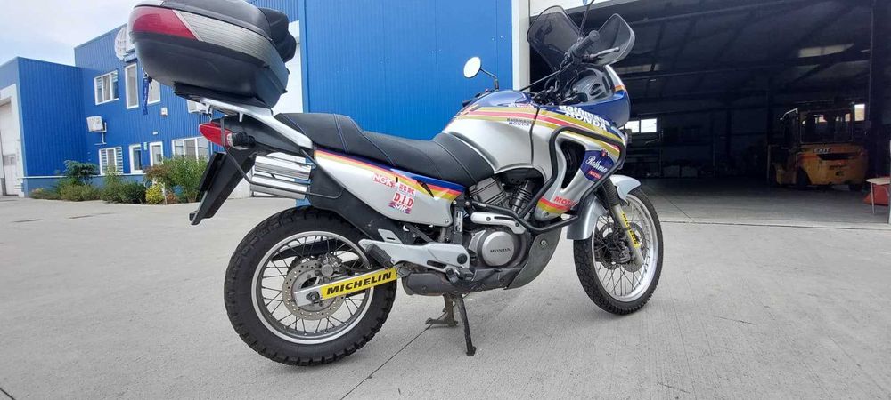 Honda Transalp XL650V