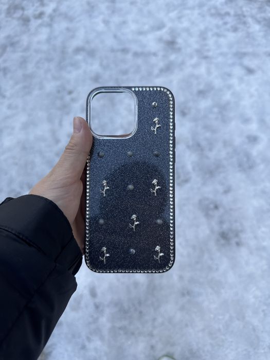 Продам чехол от 16 про макс