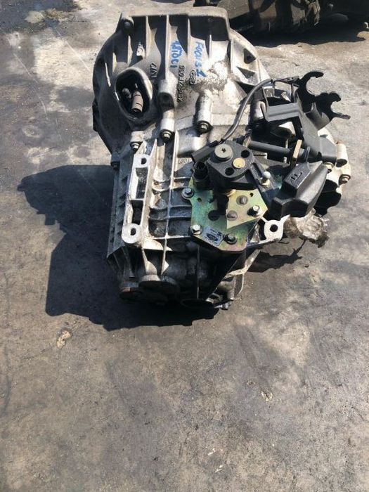 cutie viteza manuala 1.8 dci  ford focus 1