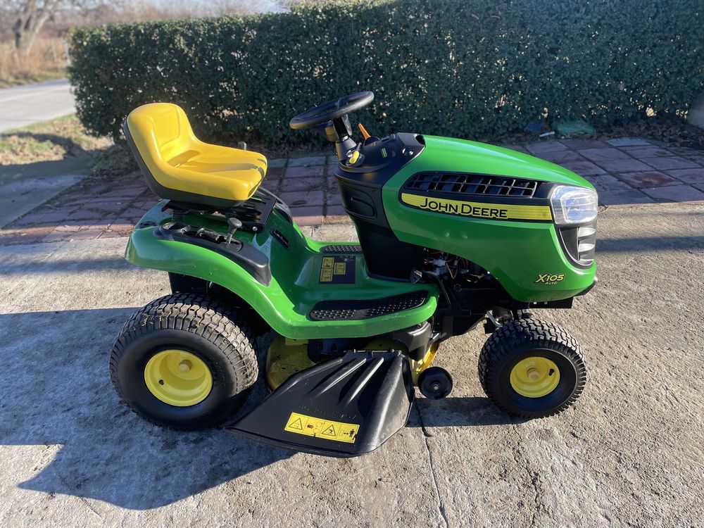 Косачка John Deere X105Auto