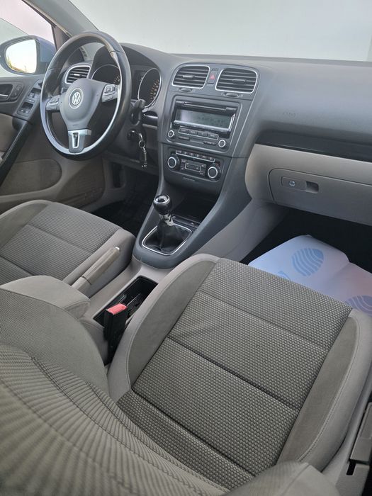 Volkswagen Golf VI 2.0tdi euro5 clima jante senzori culoare frumoasa
