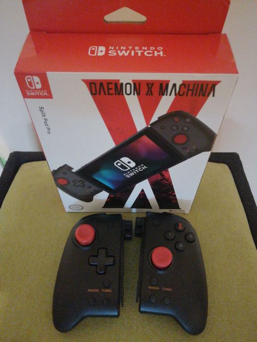 Split Pad Pro Hori pentru Nintendo Switch