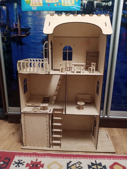 Домик для кукол.