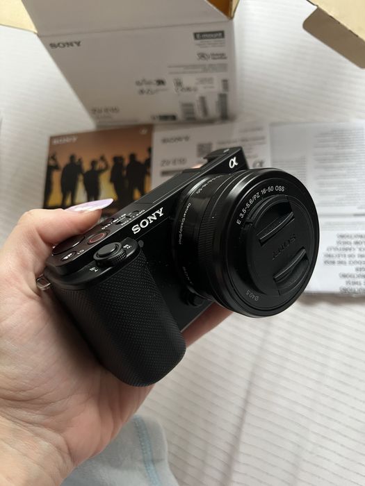 Sony ZV-E10 + обектив Sony SEL 16-50mm f/3.5-5.6 PZ