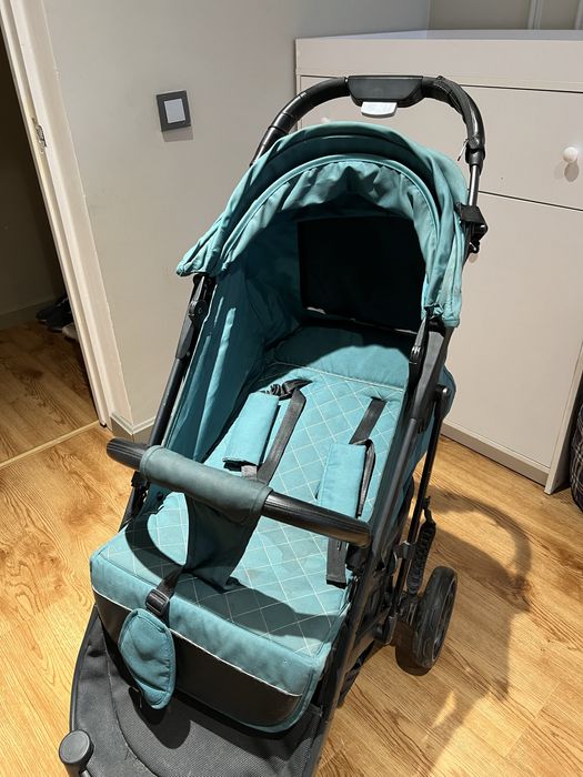 ПРОДАМ срочно коляску