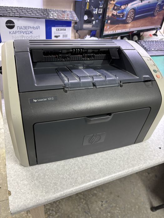 Продается принтер HP LJ1012