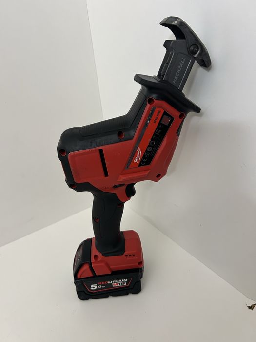 Milwaukee M18 FHZ ferestreu sabie